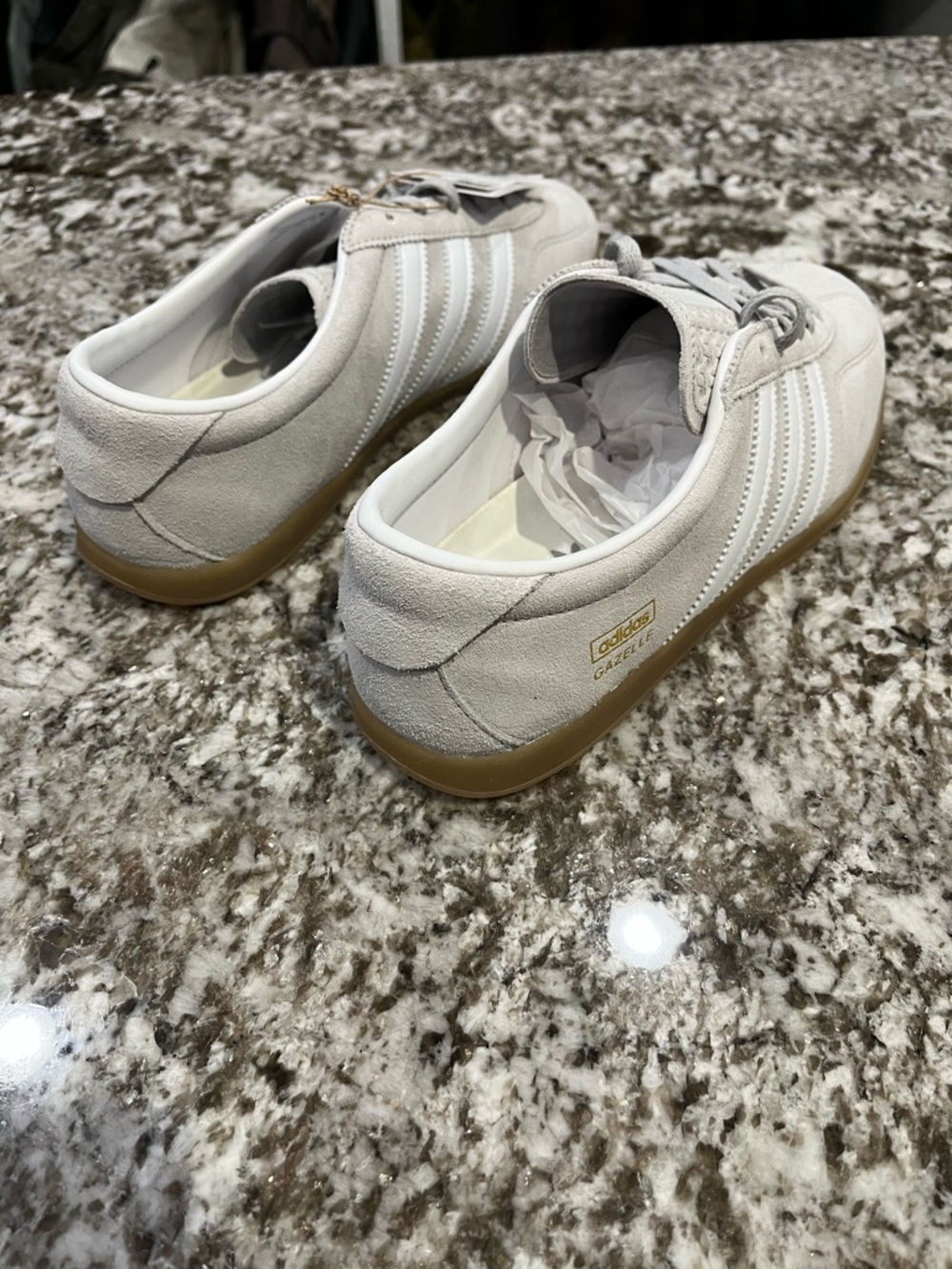 Adidas Gazelle Lo Pro W JS4516 Grey White Gum Women's Sizes 9 - Picture 5 of 8